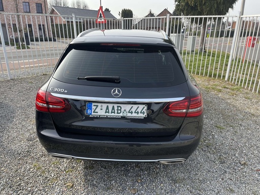 Mercedes-Benz C 300 e PHEV Business Solution